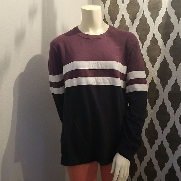 Abercrombie & Fitch Tops - Abercrombie & Fitch striped sweatshirt